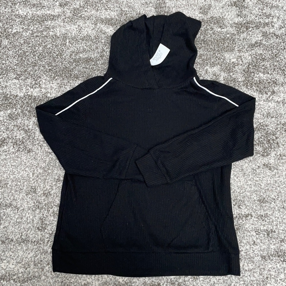 Hooded waffle Long Sleeve Shirt, NWT